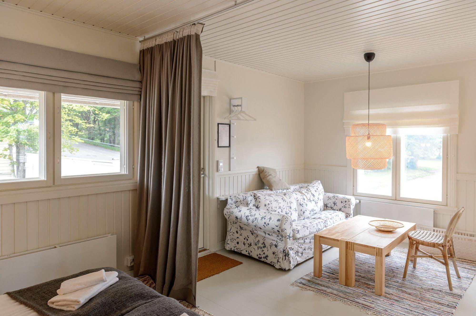 Hotel Bulevard Hanko Bagian luar foto